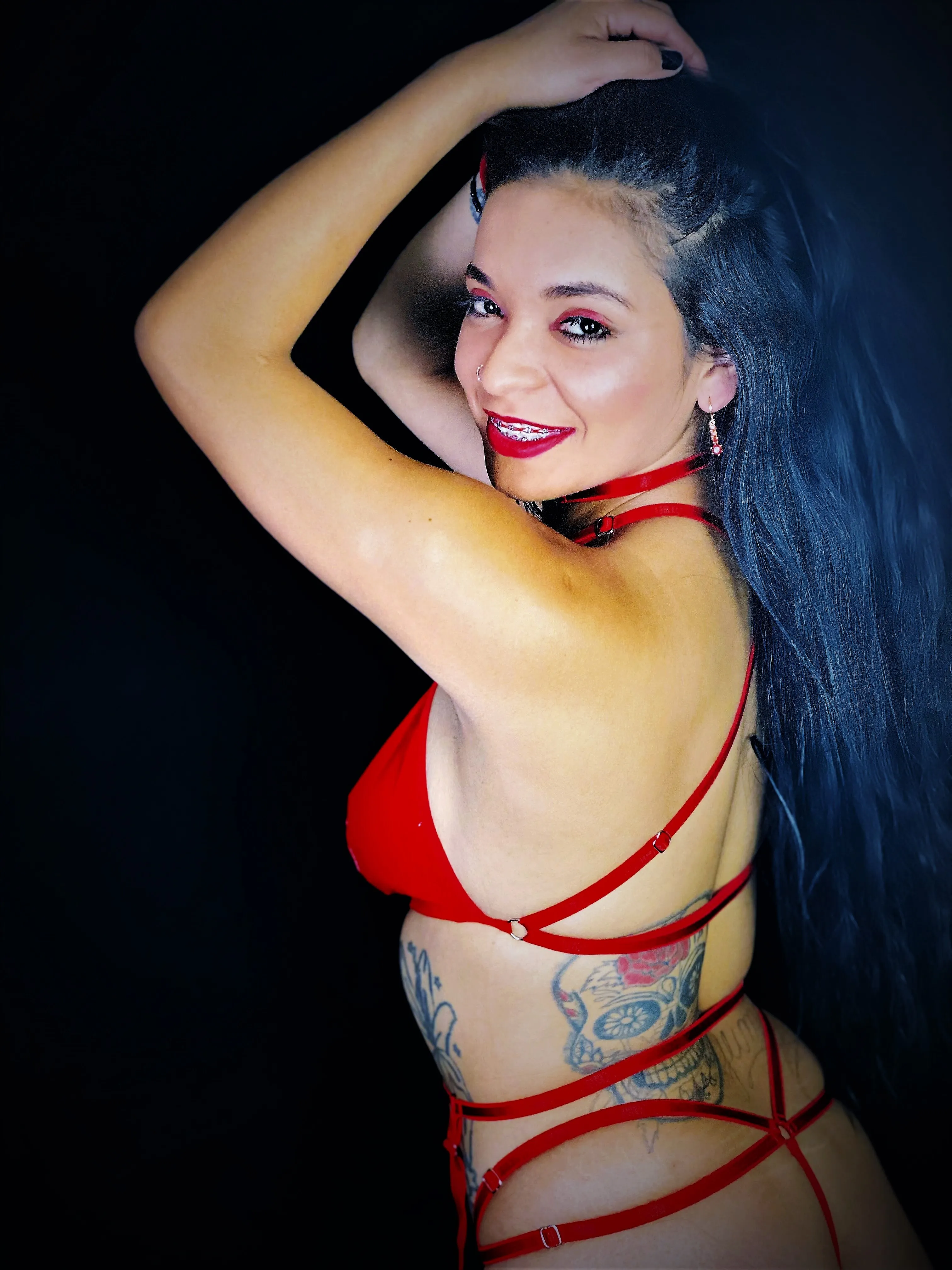 Live sex webcam photo for MaddyRoossee #7925229