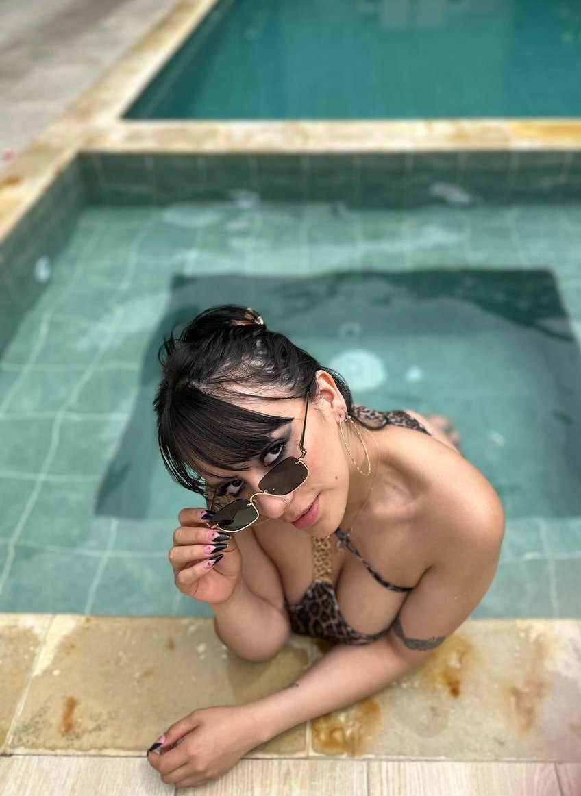 Live sex webcam photo for AlissonLopeez #7069236