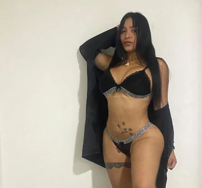 Live sex webcam photo for TaylorxMuler #5584309