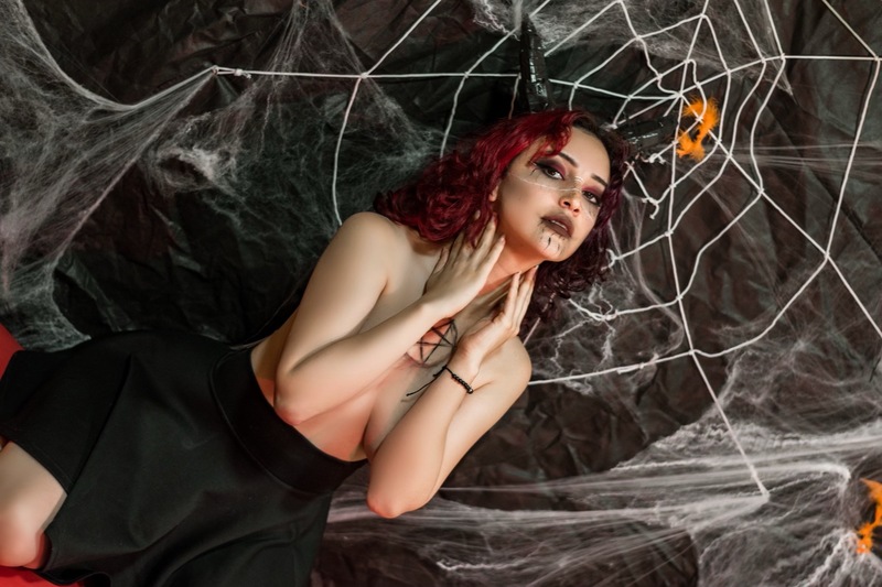 Live sex webcam photo for IvyMiler #5663271