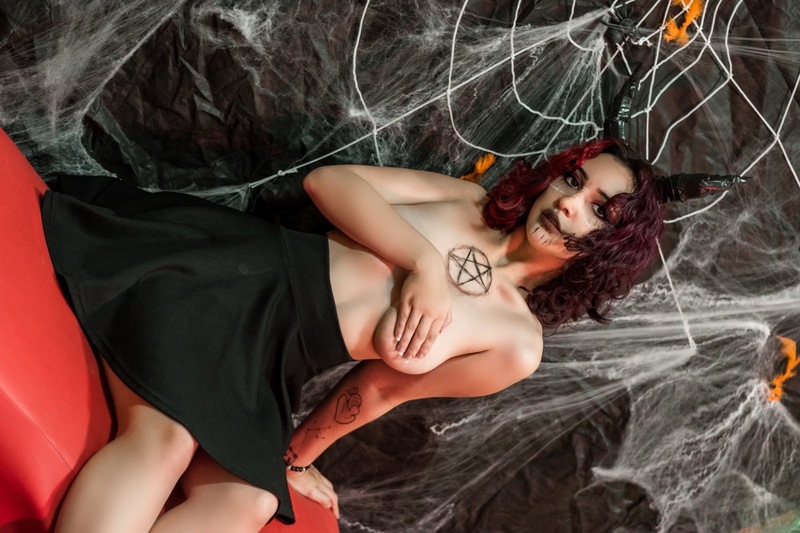 Live sex webcam photo for IvyMiler #5663269