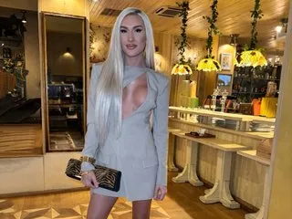 Live sex webcam photo for BlondequeenTG #8441416