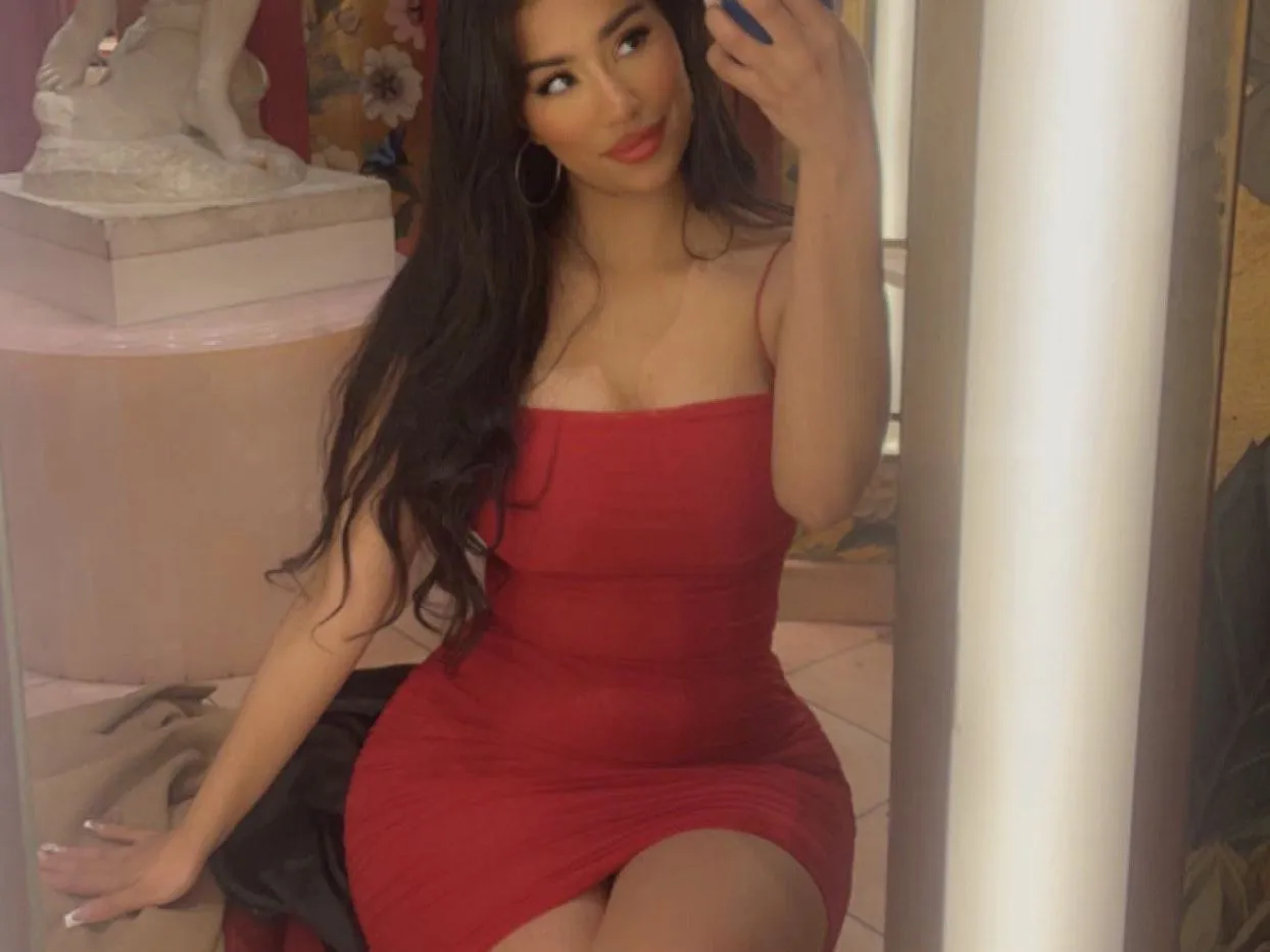 Live sex webcam photo for MyaMariaX #5920525