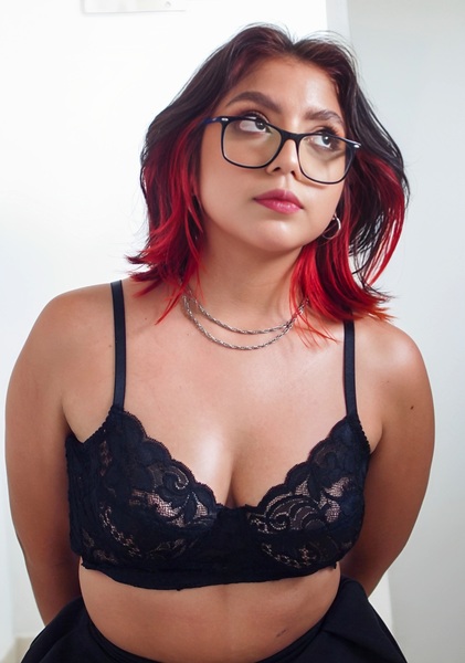 Live sex webcam photo for LittleAng43l #6074732