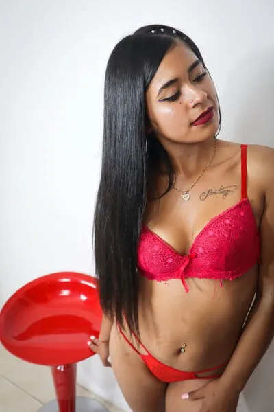Live sex webcam photo for LesbiHot69 #5564512
