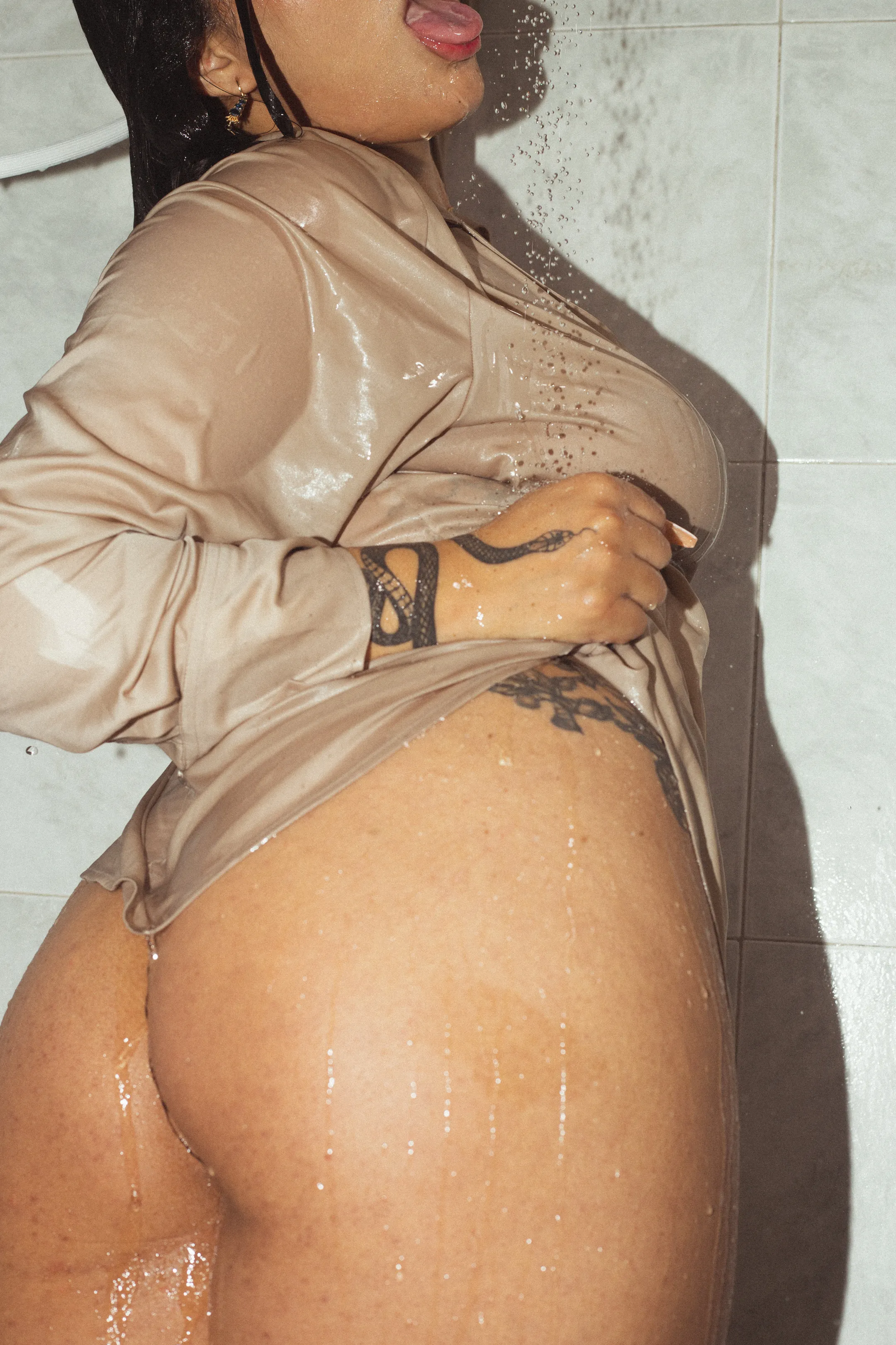 Live sex webcam photo for LorenaStevenss18 #6065125