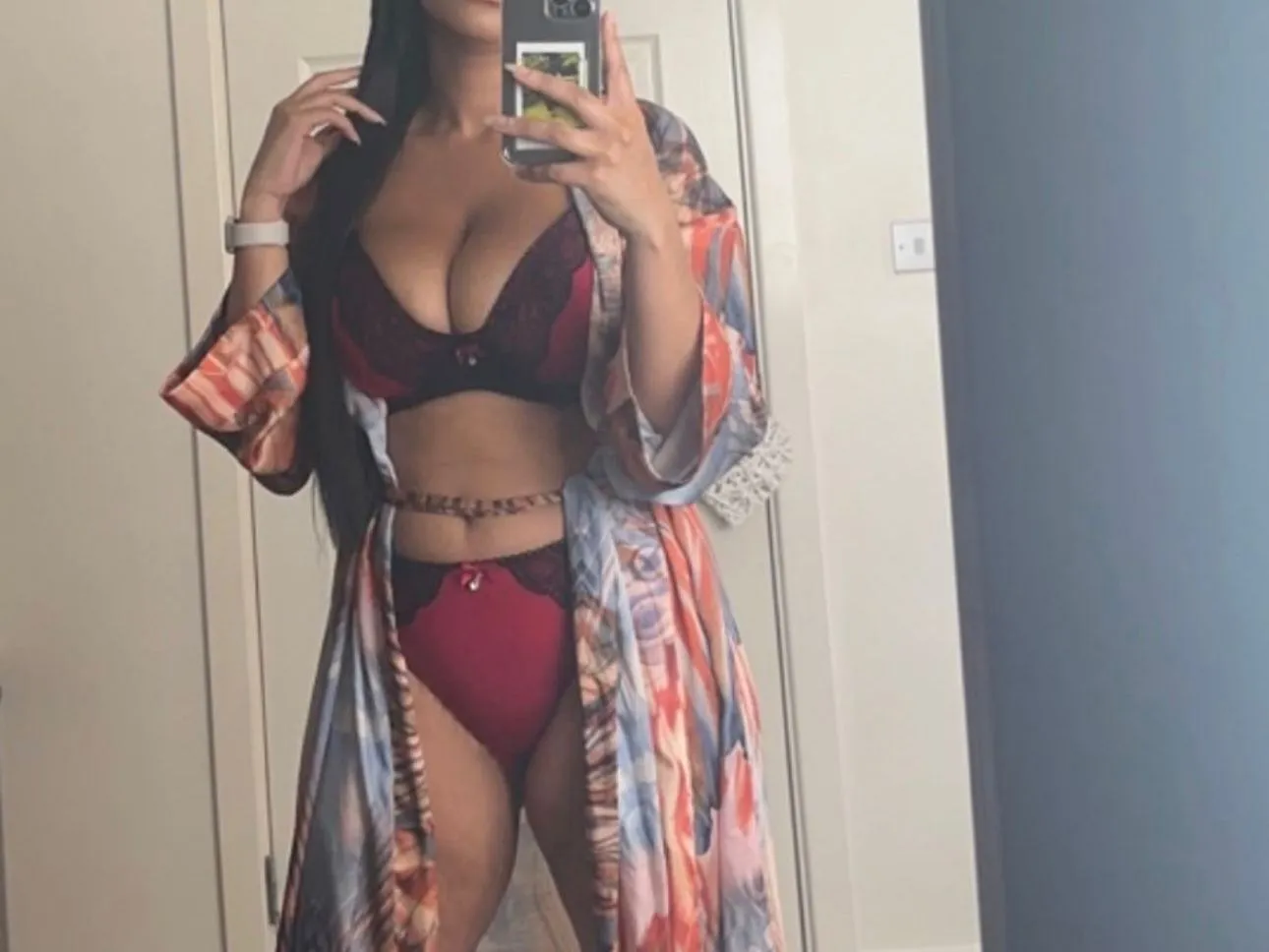 Live sex webcam photo for MyaMystique #5601664