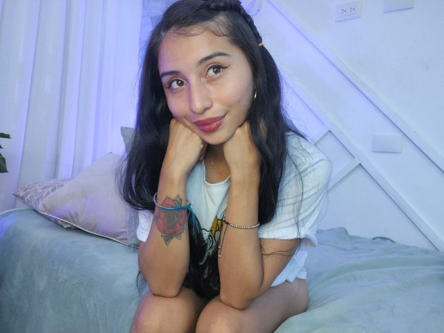 Live sex webcam photo for CataVega #5700109