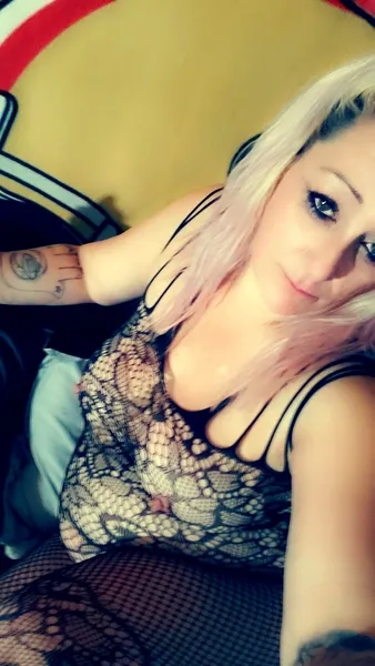 Live sex webcam photo for MrsFux #6262010