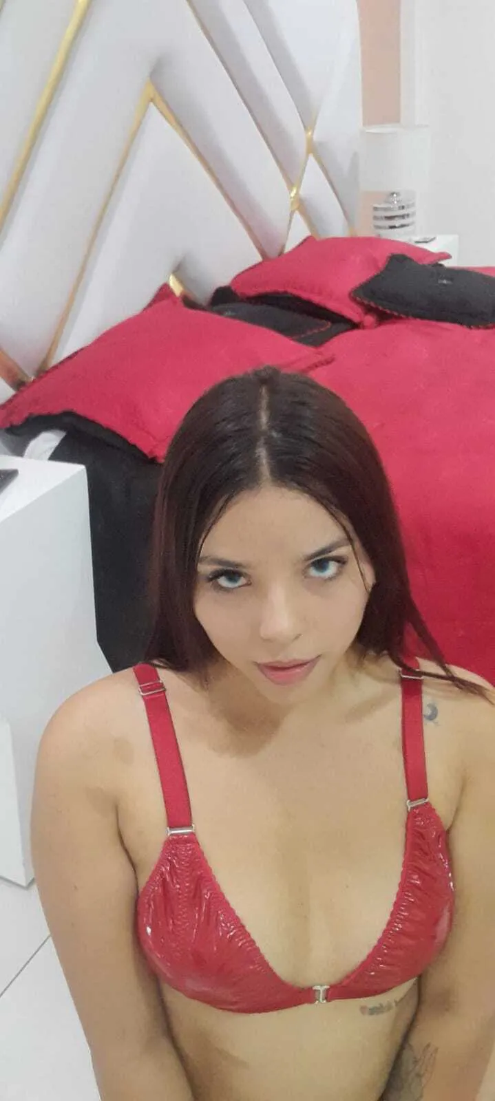 Live sex webcam photo for emilyywillis #7333969