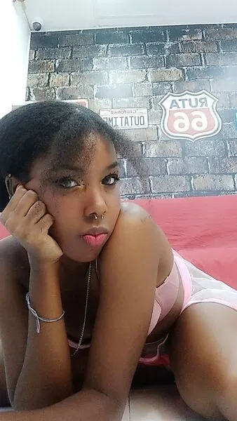 Live sex webcam photo for BritneyHolty #5597452