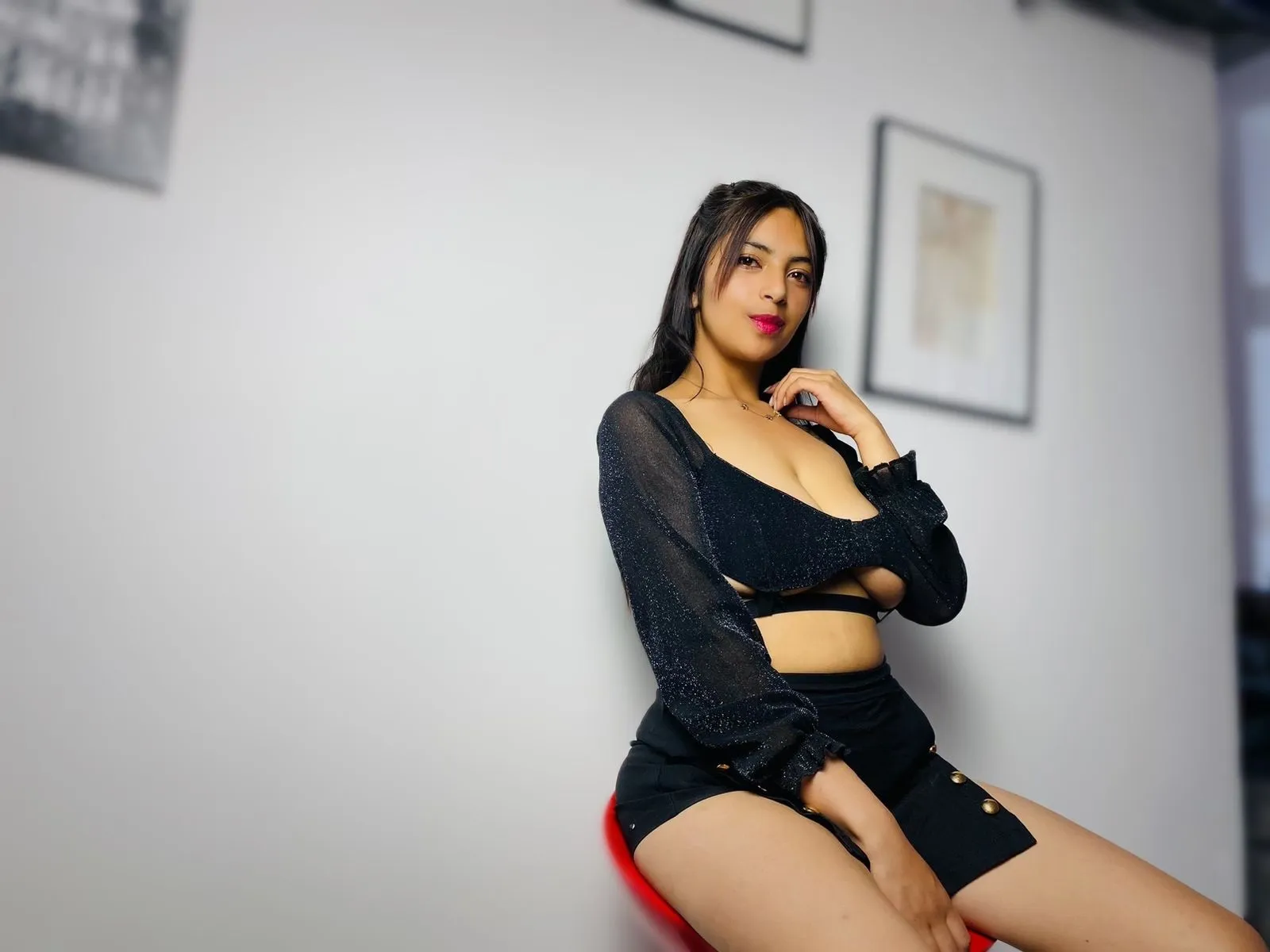 Live sex webcam photo for PettryNany #7770236