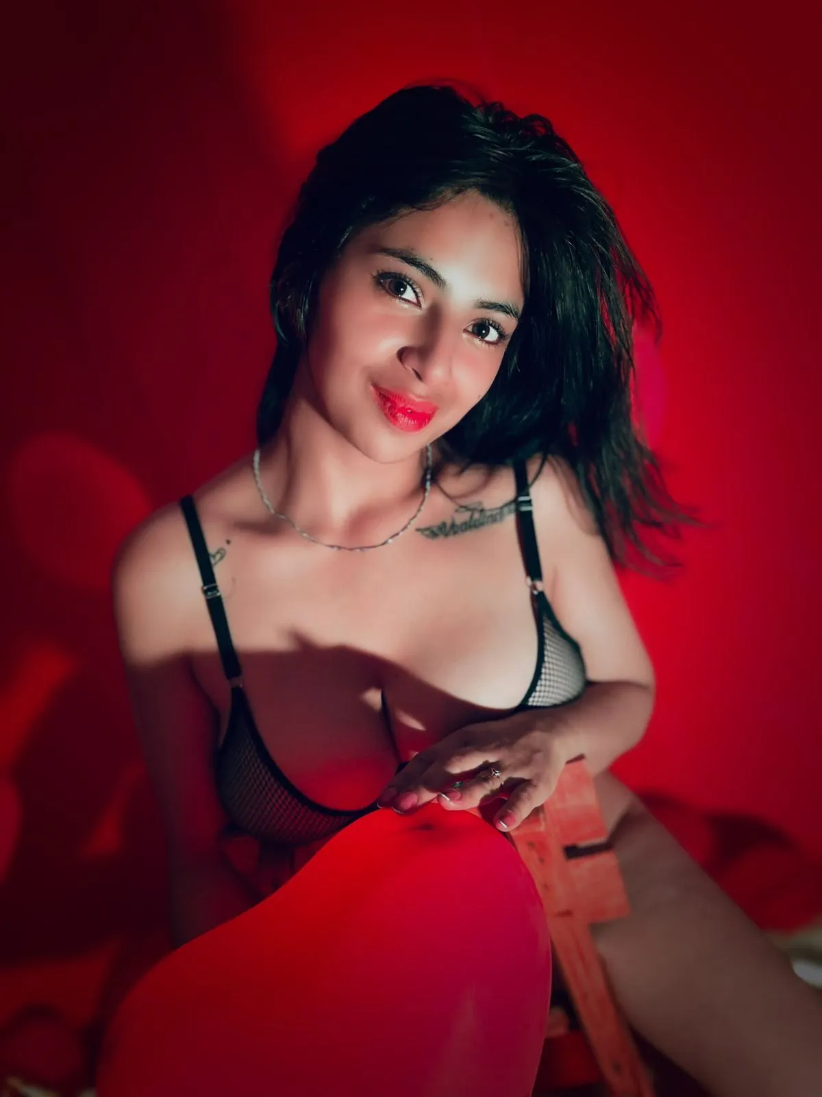 Live sex webcam photo for PettryNany #7770396