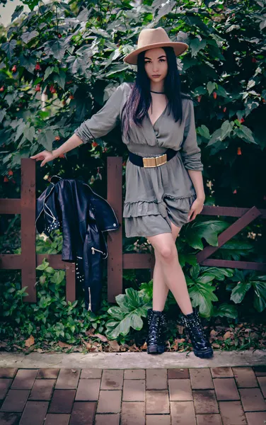 Live sex webcam photo for BellaDiiaz #7795744