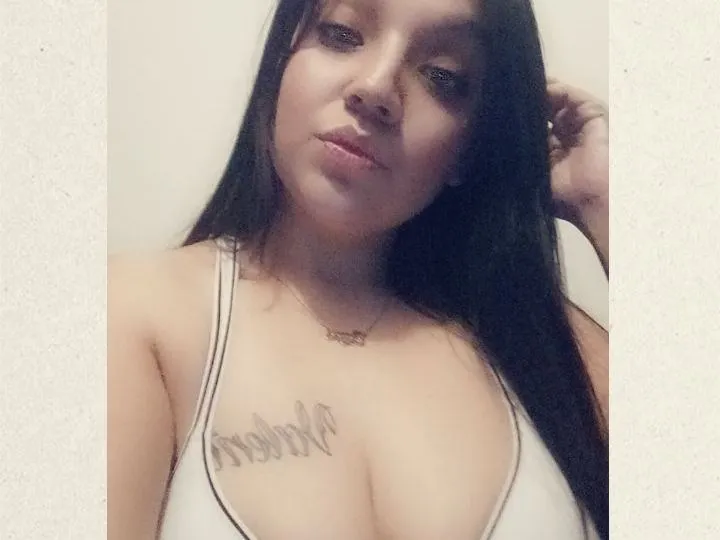 Live sex webcam photo for RoseRemington #5567945