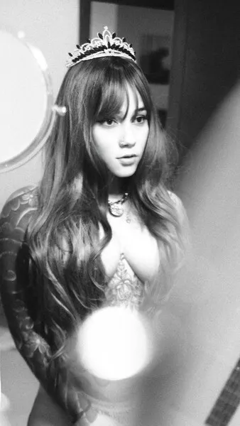 Live sex webcam photo for Izumisenjux #7901653