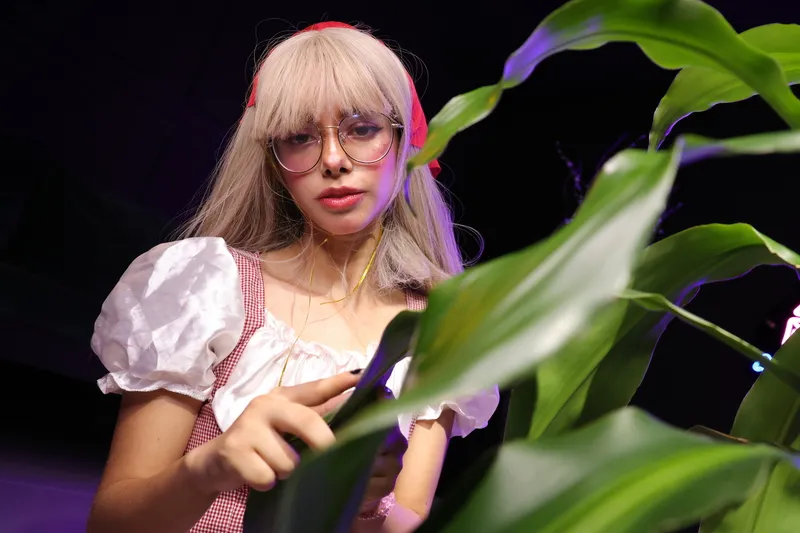 Live sex webcam photo for LilyLille #5730485