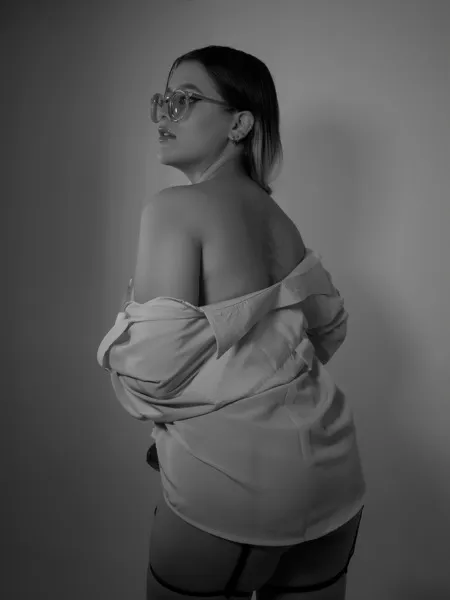 Live sex webcam photo for KimSumer #5638590