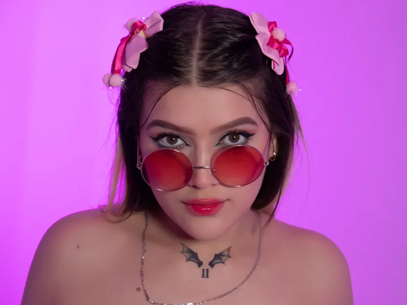 Live sex webcam photo for KimSumer #5638589