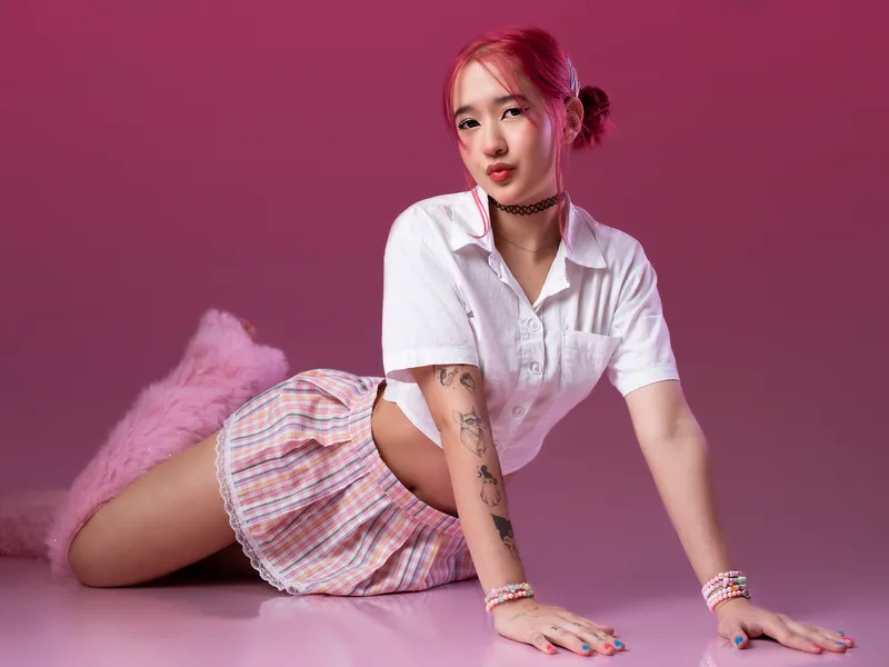 Live sex webcam photo for LilithCary #6986104