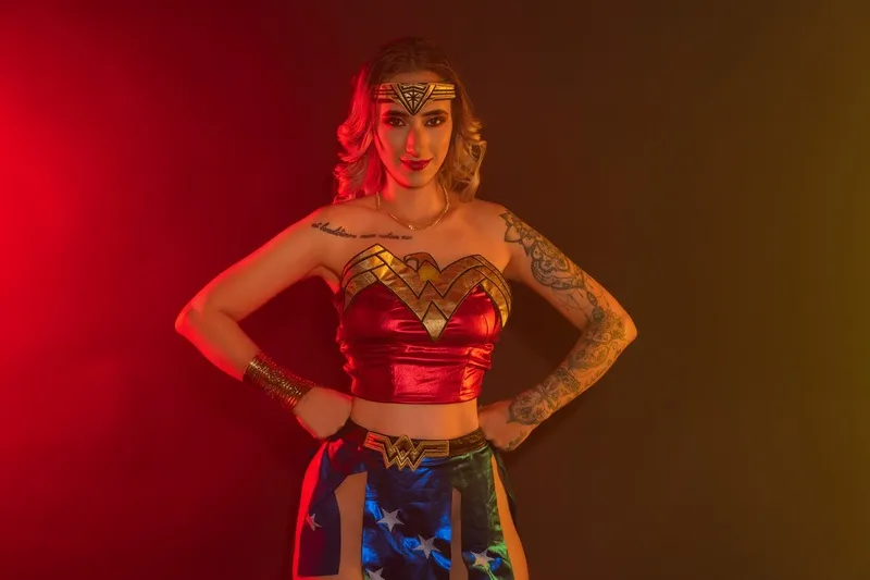 Live sex webcam photo for AnnieLaureen #6493239