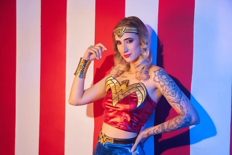 Live sex webcam photo for AnnieLaureen #6493242