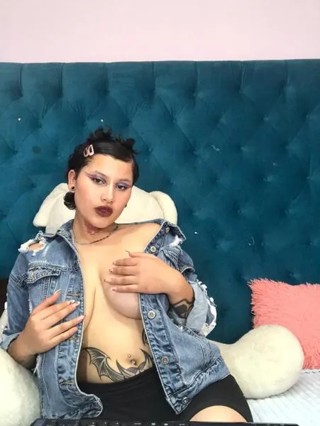 Live sex webcam photo for TrappEepa #6207590