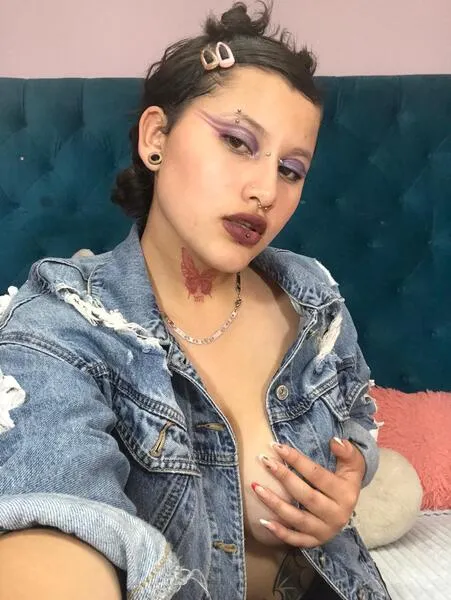 Live sex webcam photo for TrappEepa #6207589