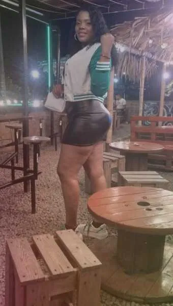 Live sex webcam photo for HillaryLopez #5613921