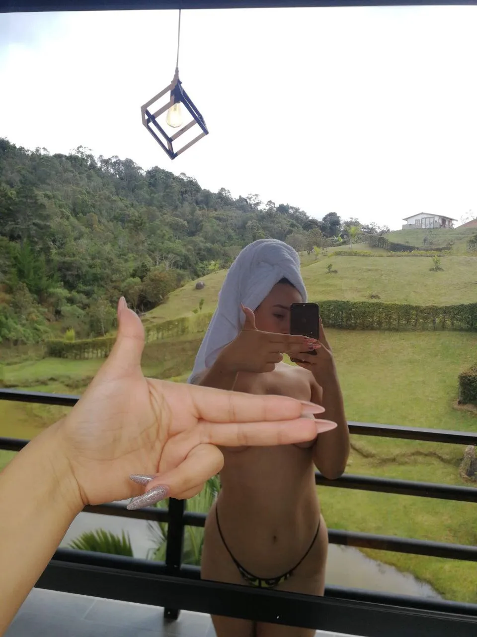 Live sex webcam photo for MollyCruzz #7834888