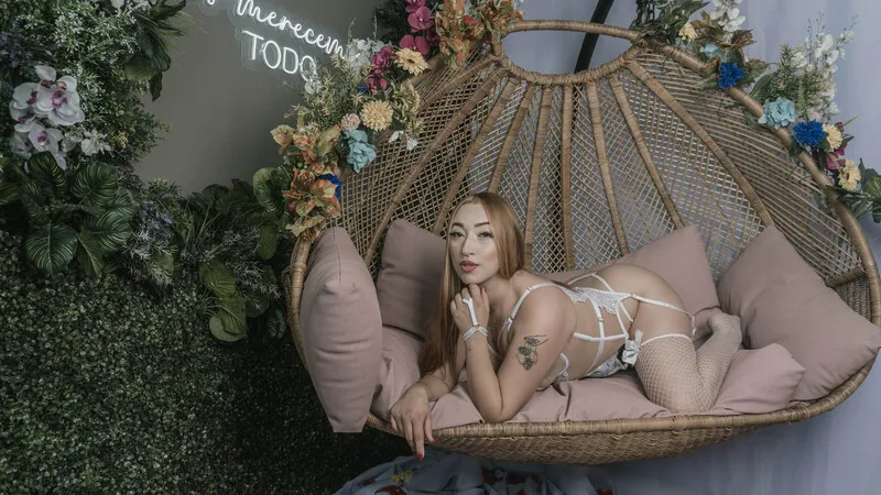 Live sex webcam photo for MollyCruzz #7834986