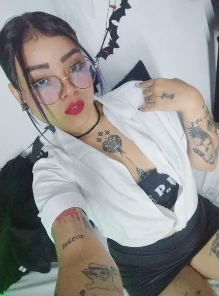 Live sex webcam photo for ChloeAllennn #6520661