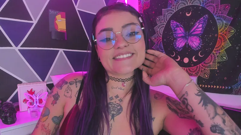 Live sex webcam photo for ChloeAllennn #6398071