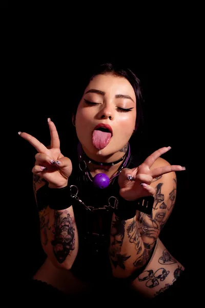 Live sex webcam photo for ChloeAllennn #6380973