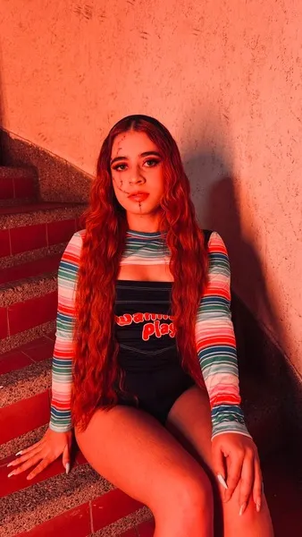 Live sex webcam photo for MartinaConorr #6522359