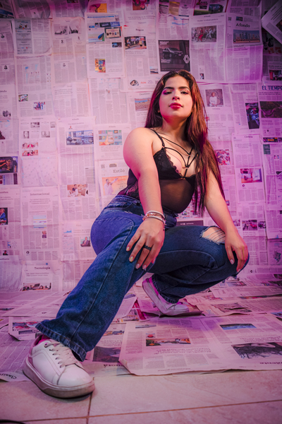 Live sex webcam photo for LiahMarinelly #5871556