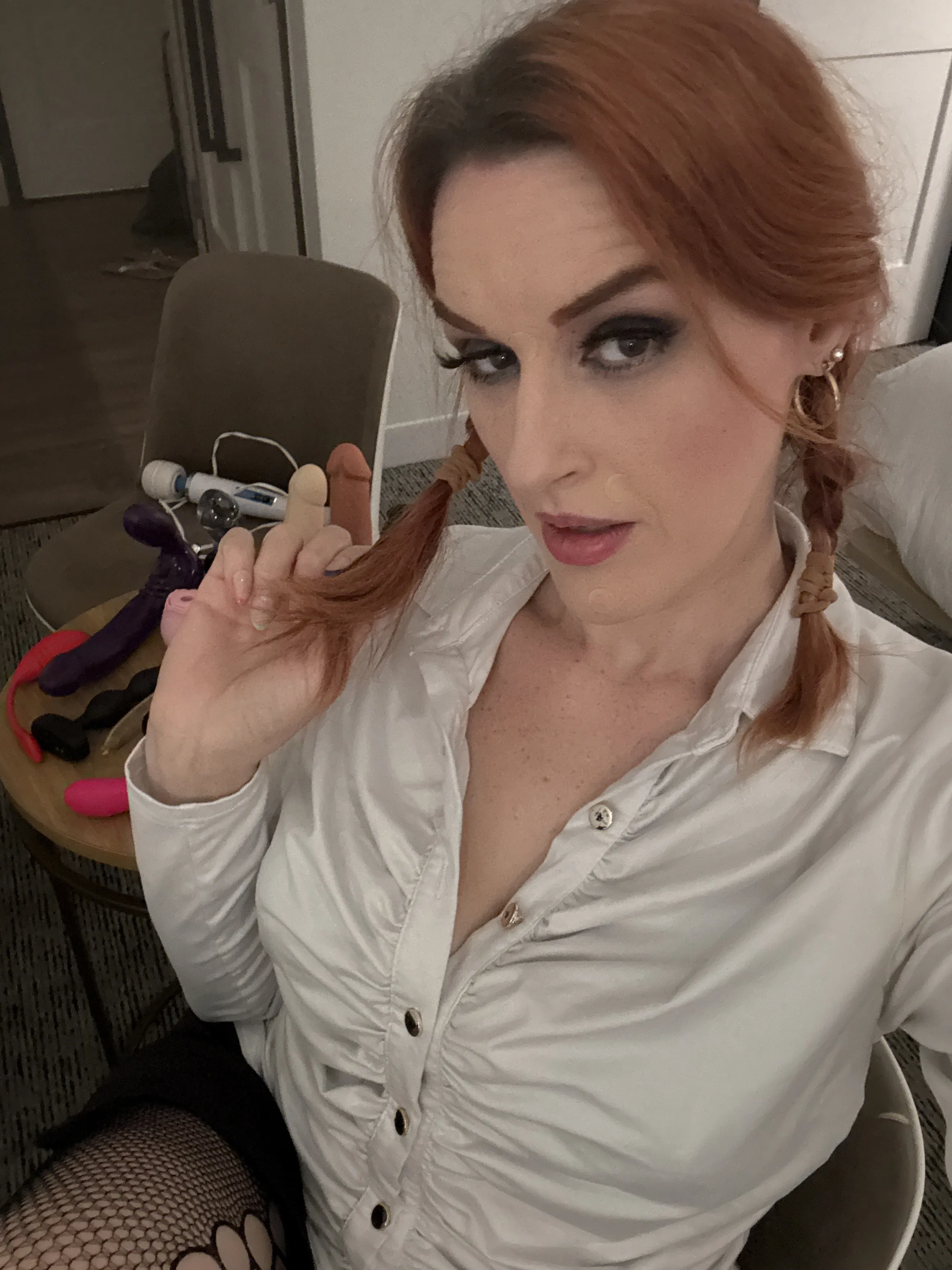 Live sex webcam photo for JenniferVegas #7477401