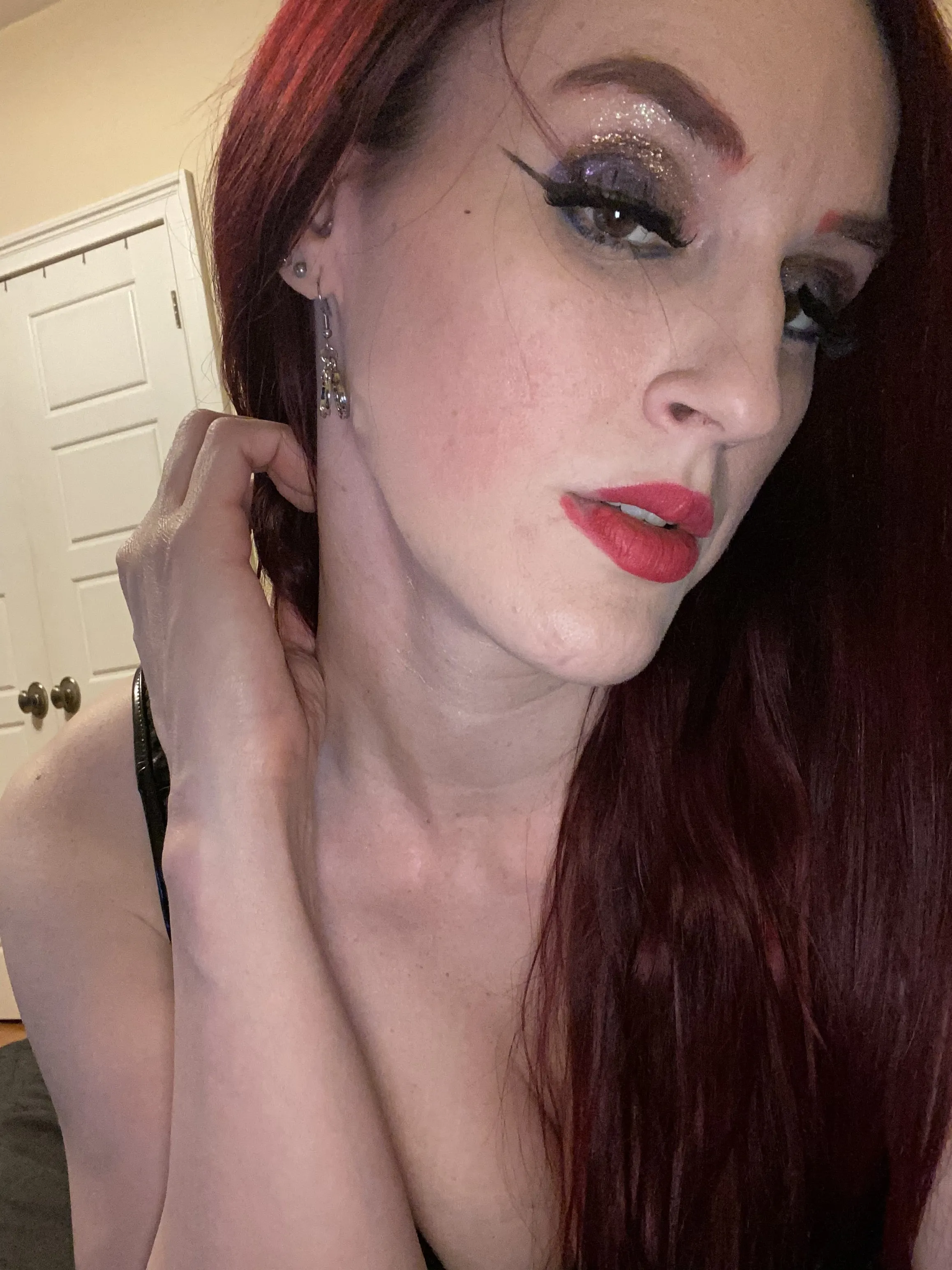 Live sex webcam photo for JenniferVegas #7387070