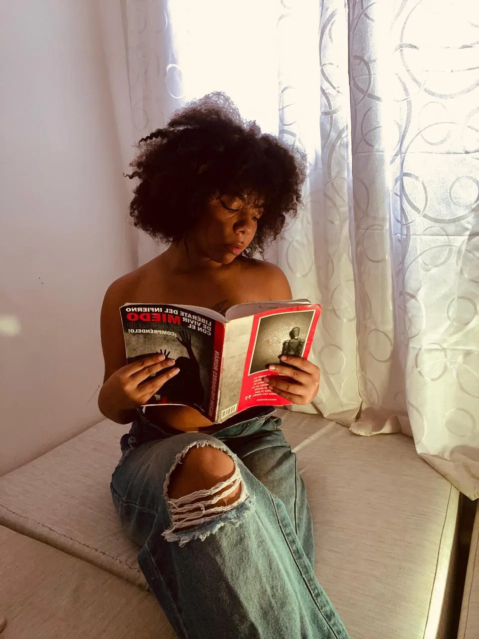 Live sex webcam photo for Alika101 #7933150