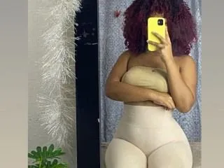Live sex webcam photo for Alika101 #6456022