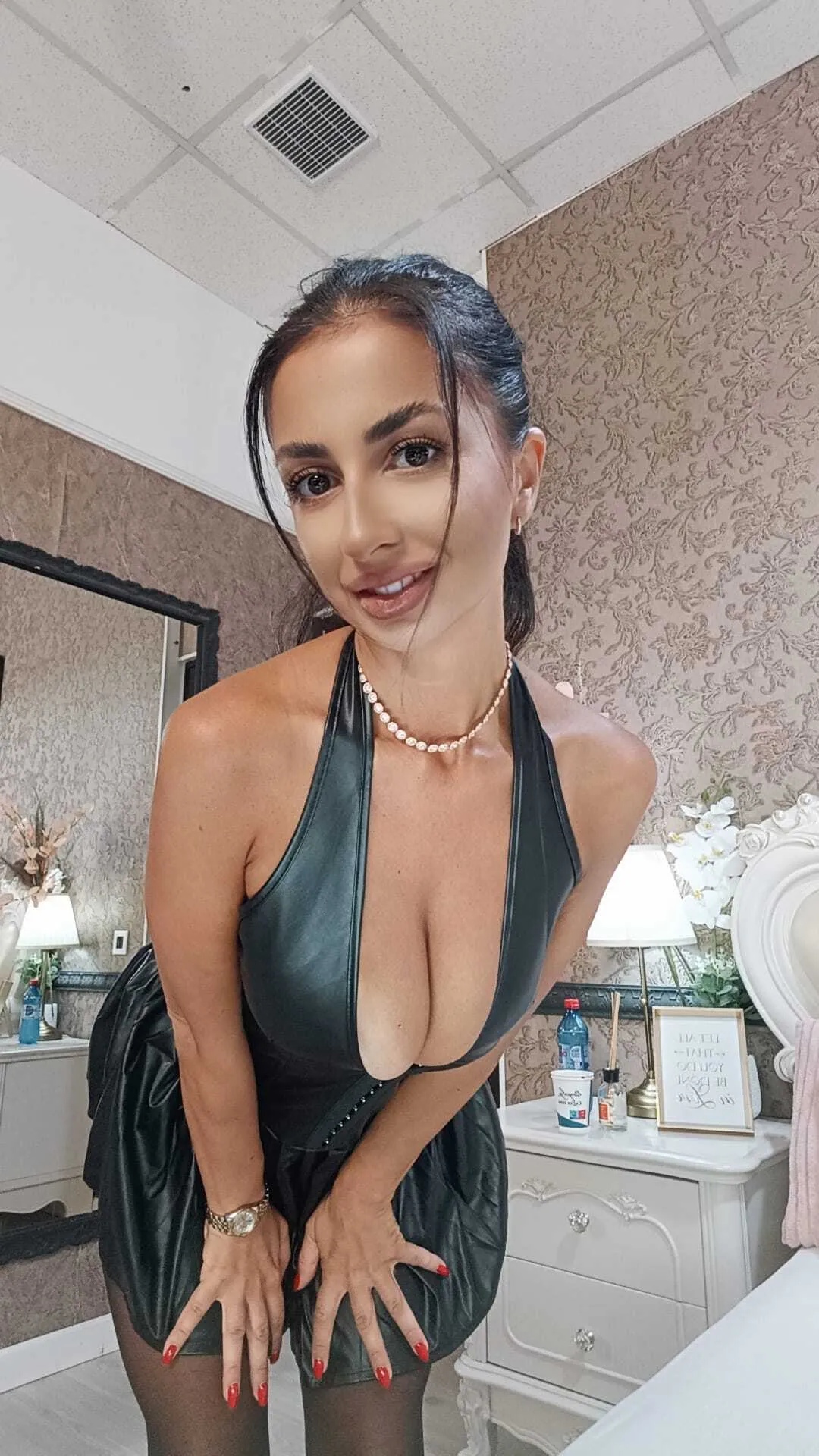 Live sex webcam photo for OliveWilson #8700165