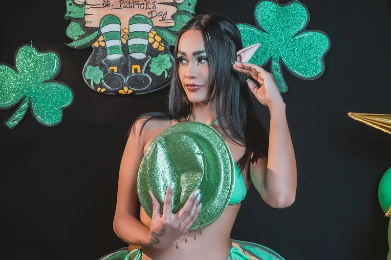 Live sex webcam photo for SoffieRosse #7336300