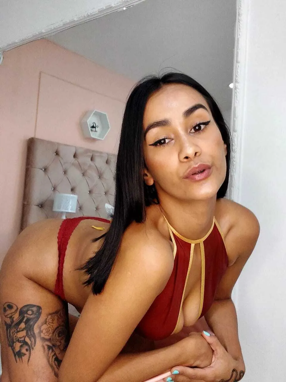 Live sex webcam photo for SoffieRosse #7336212