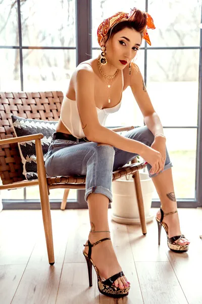 Live sex webcam photo for SelenaRouses #5590874