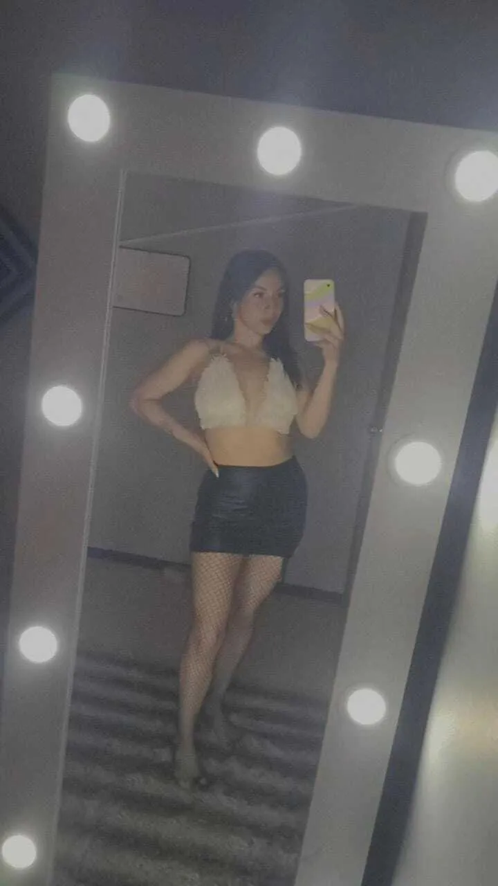 Live sex webcam photo for ScarlettGV #7132757