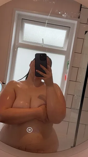 Live sex webcam photo for TittieNikki #6406973