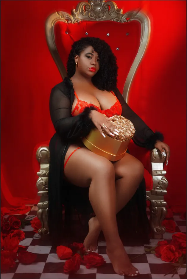 Live sex webcam photo for Tyralewiz #8049936