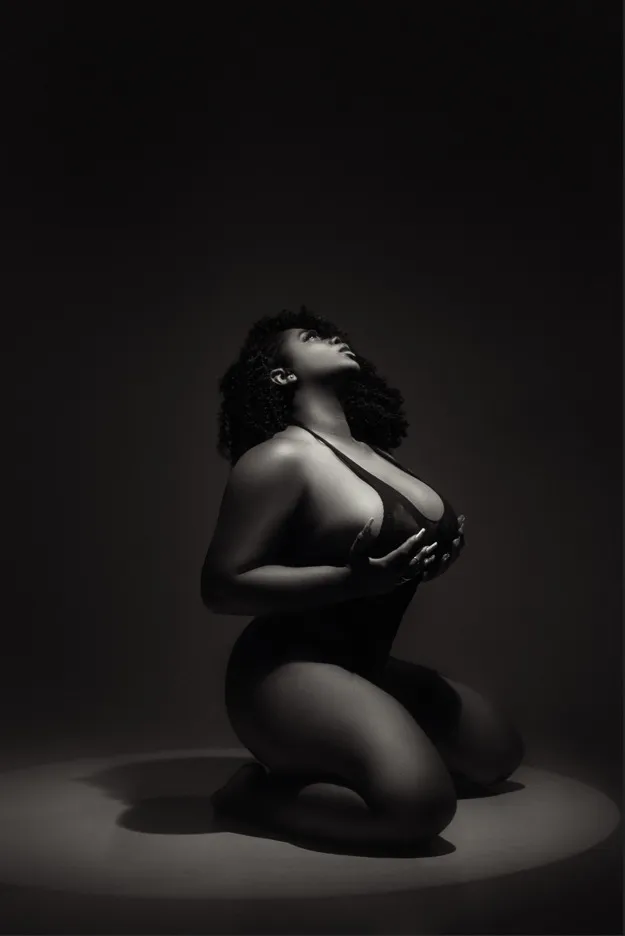 Live sex webcam photo for Tyralewiz #8049934