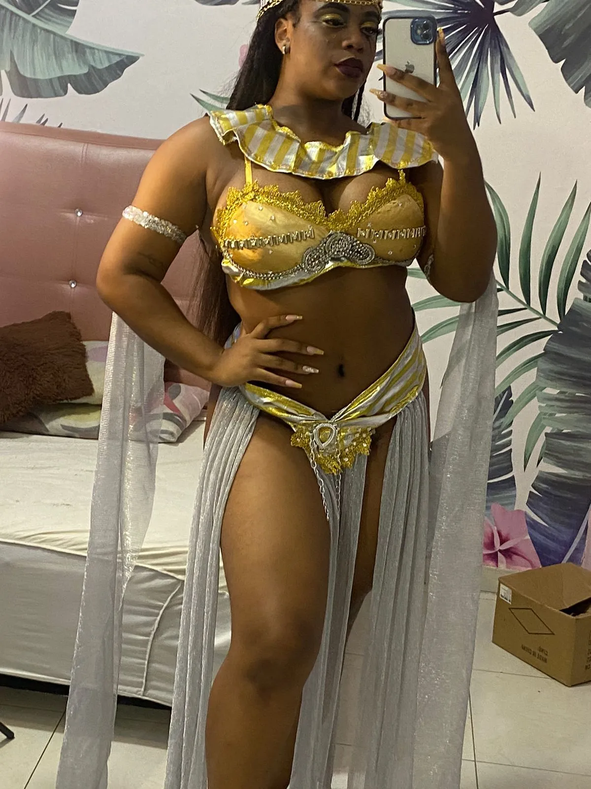 Live sex webcam photo for Tyralewiz #6186533