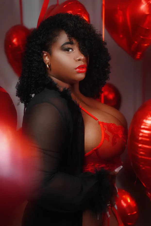 Live sex webcam photo for Tyralewiz #8049935